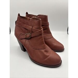 EMU  Women's Seville Ankle Sheepskin + Leather Block Heel Boots Size 9